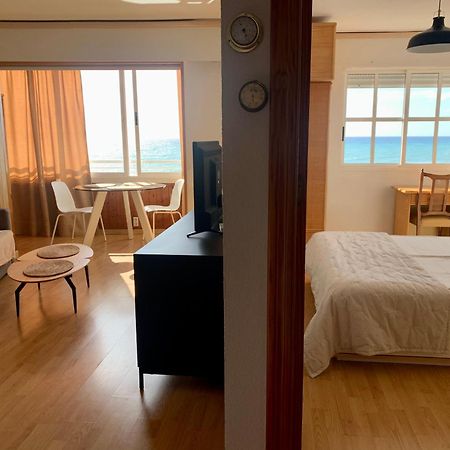 Sea View Apartment Torrevieja Bagian luar foto