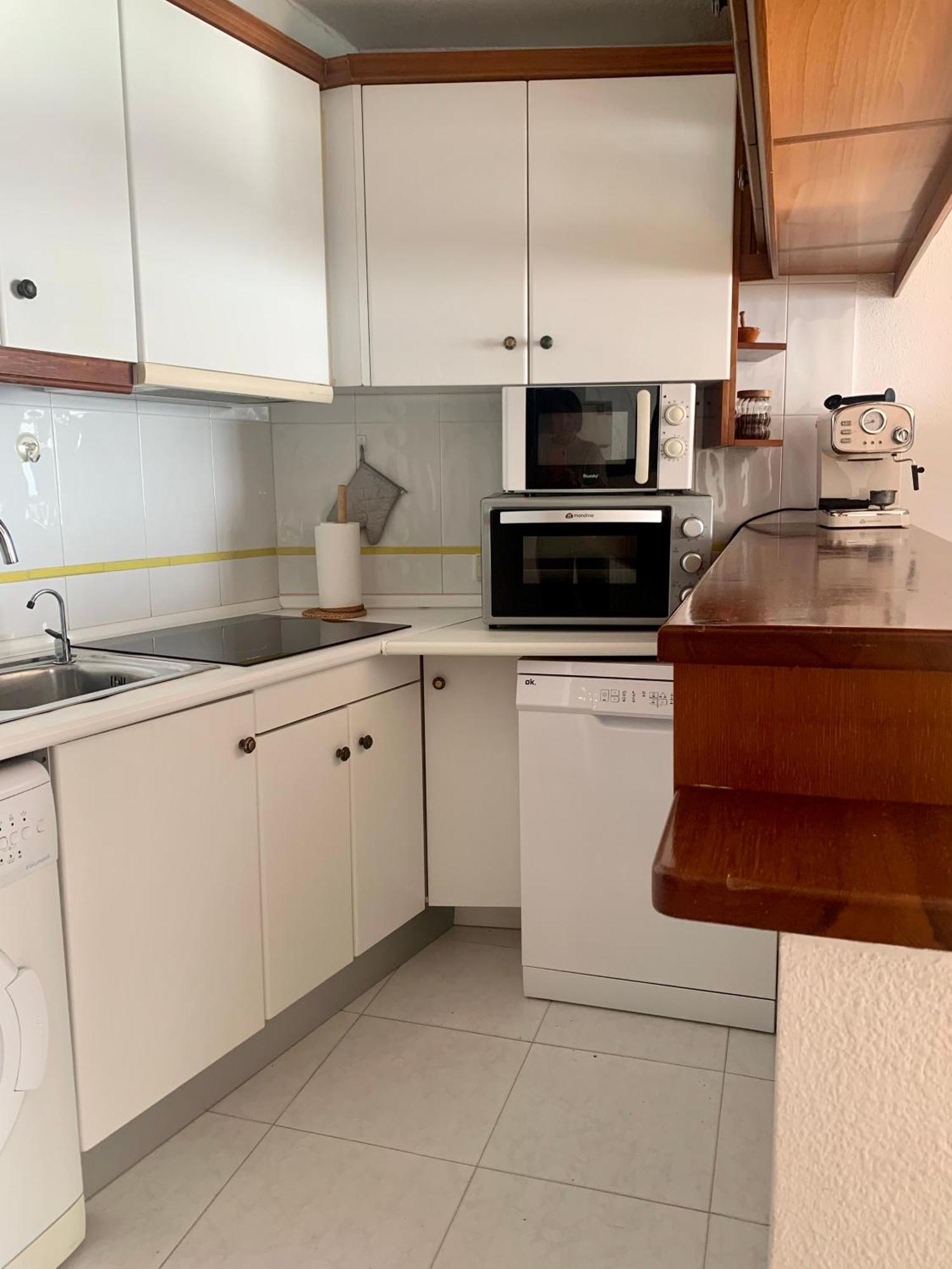 Sea View Apartment Torrevieja Bagian luar foto