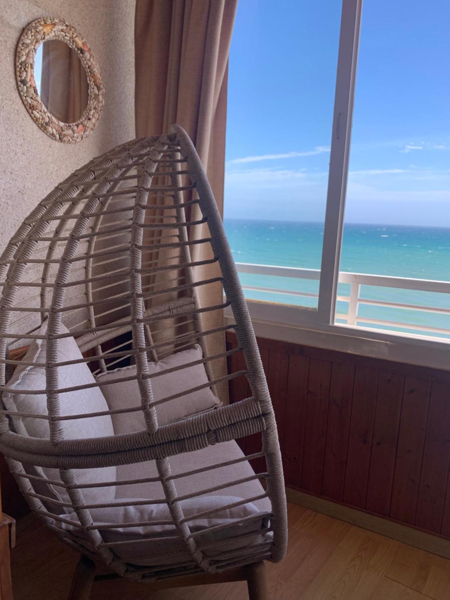 Sea View Apartment Torrevieja Bagian luar foto